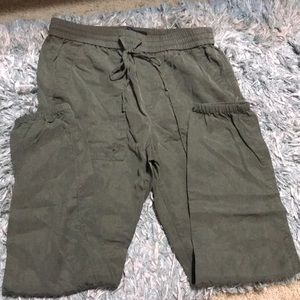 ❗️Price Drop❗️GAP Tencel Utility Joggers